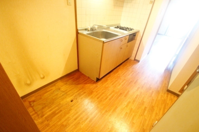 ハイツリリアン