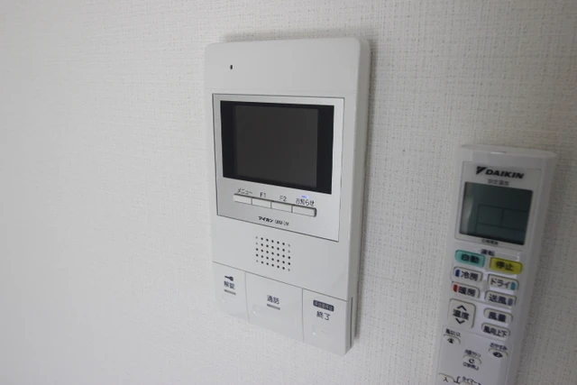 ハイツリリアン