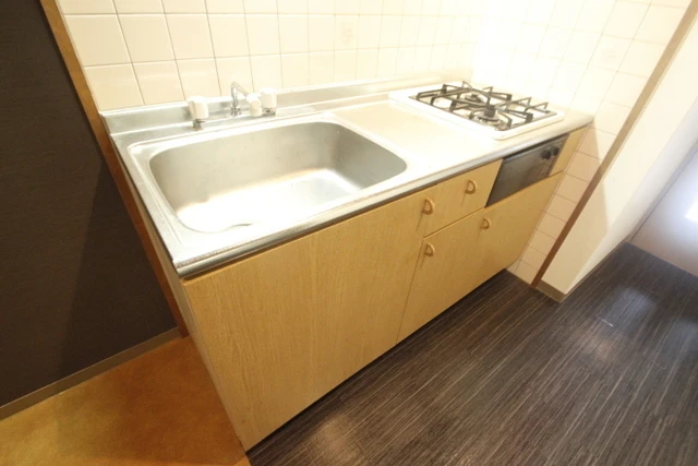 ハイツリリアン