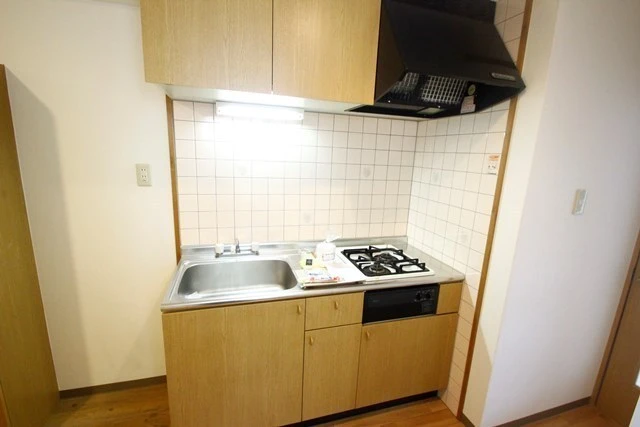 ハイツリリアン