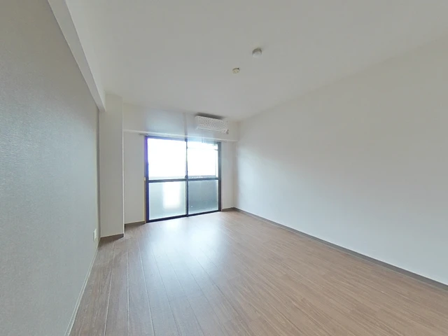 ハイツリリアン