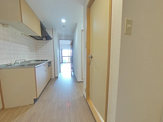 ハイツリリアン