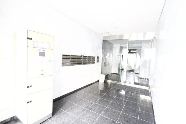 ハイツリリアン