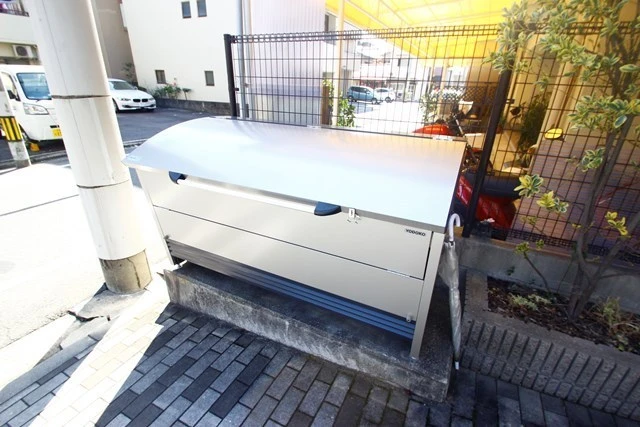 ハイツリリアン