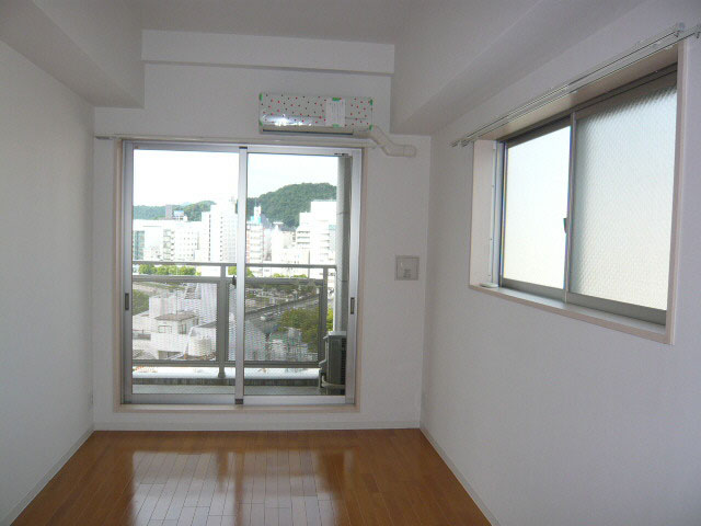 フォーリングステージ京橋