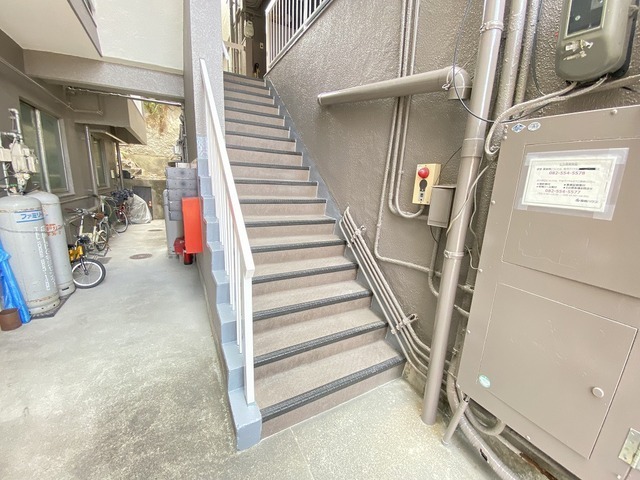 府中城ケ丘ビル