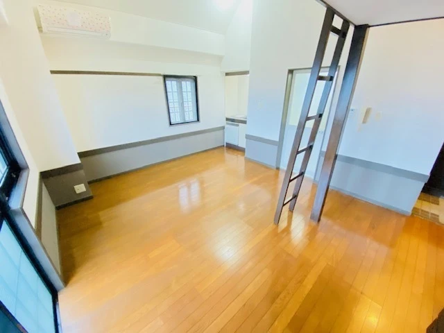 フローラル三篠