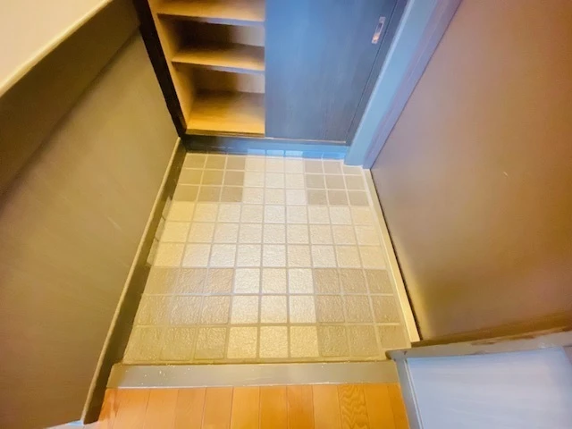 フローラル三篠