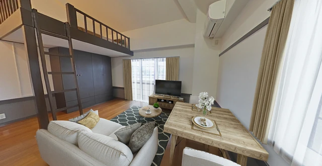 フローラル三篠