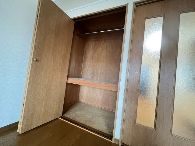 プラムグロウブ