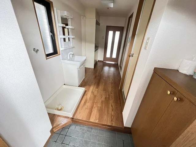 プラムグロウブ