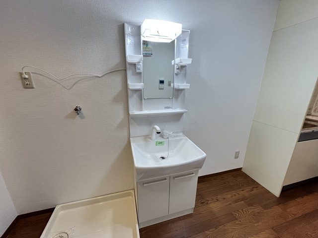 プラムグロウブ