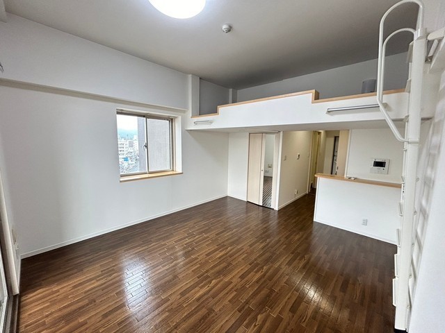 プレジールジョイ西原