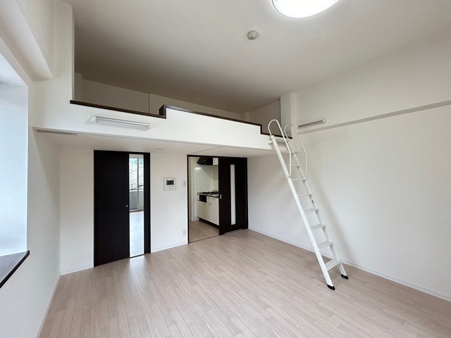 プレジールジョイ西原