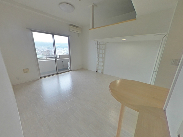 プレジールジョイ西原