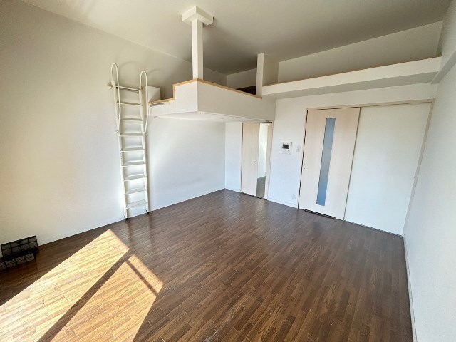 プレジールジョイ西原