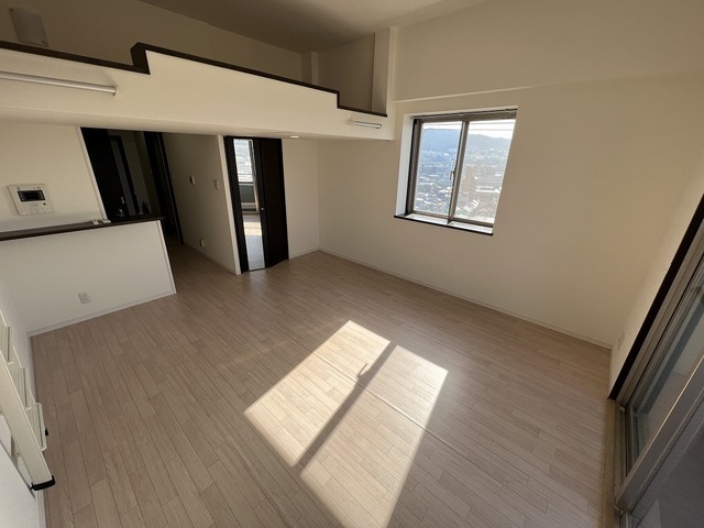 プレジールジョイ西原