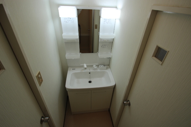 ウイング五日市駅前B棟