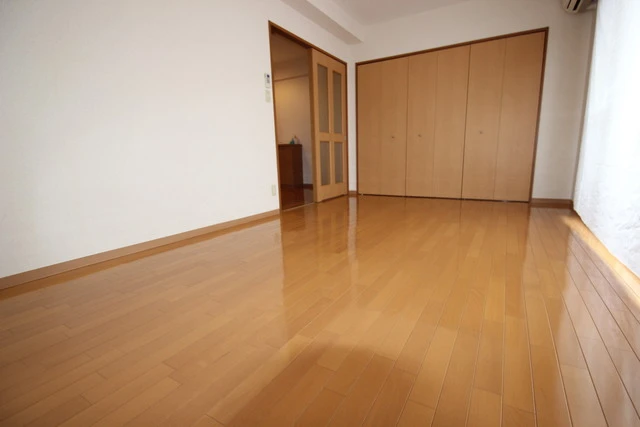 松村ビル(三滝)