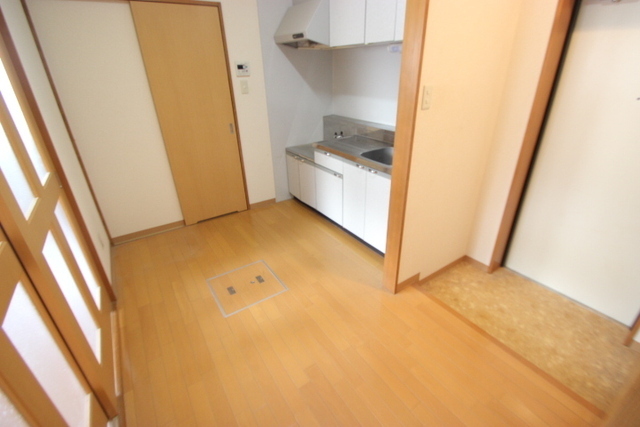 松村ビル(三滝)