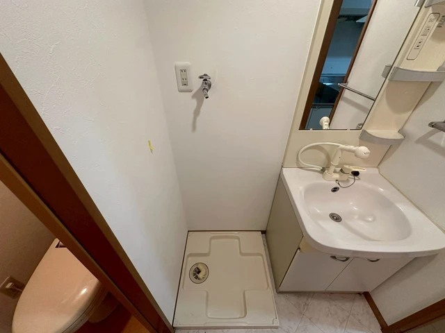 松村ビル(三滝)