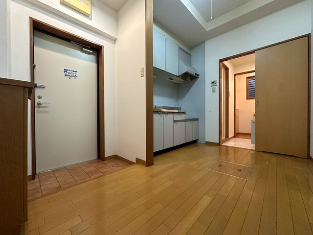 松村ビル(三滝)