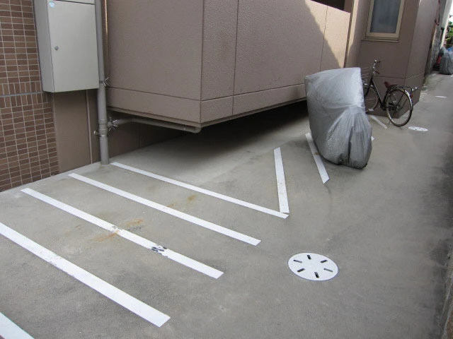 松村ビル(三滝)