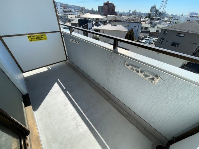 めーるにしむら