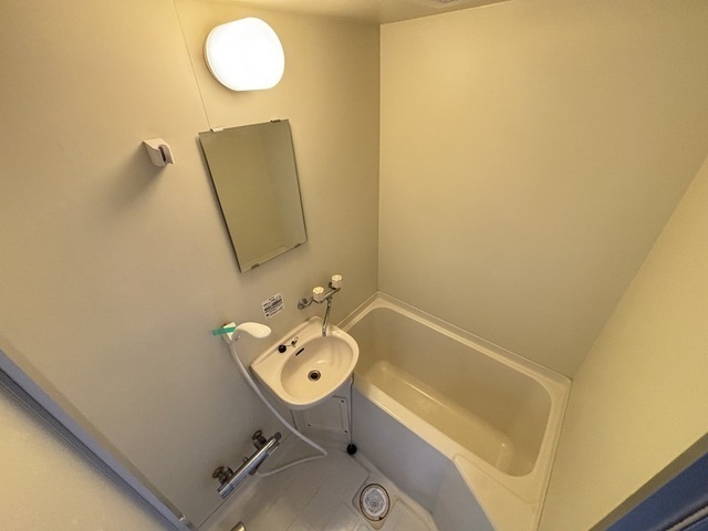 めーるにしむら