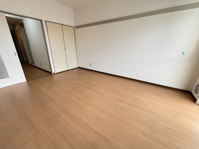 めーるにしむら