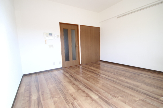 リスティア中筋