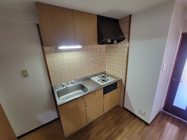 リスティア中筋