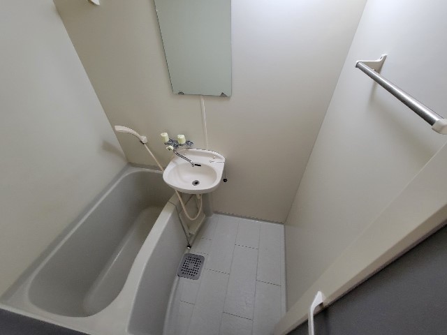 リスティア中筋