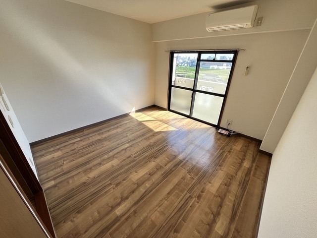 リスティア中筋