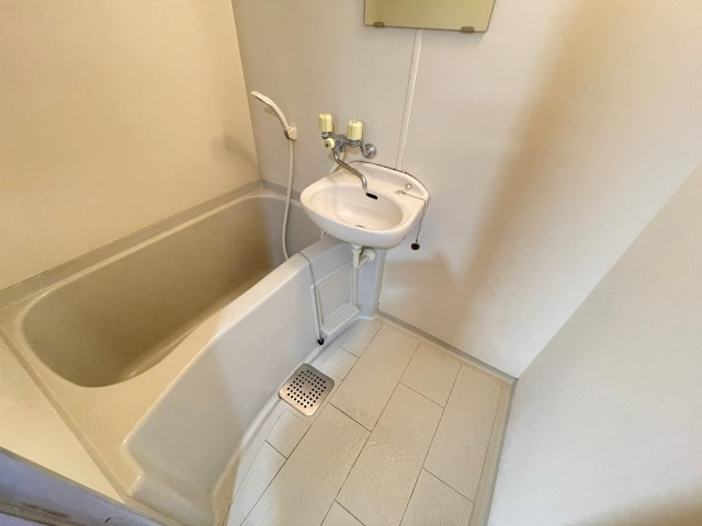 リスティア中筋