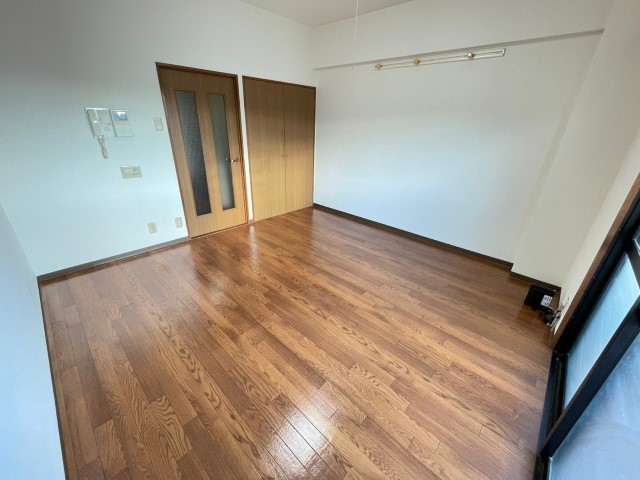 リスティア中筋