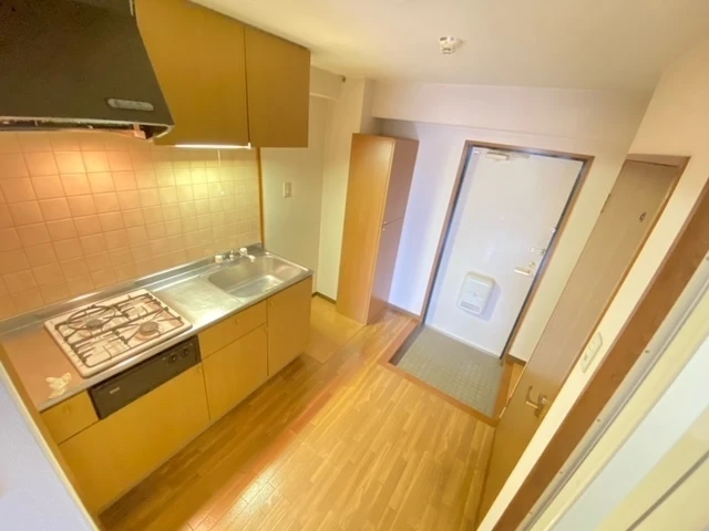 リスティア中筋