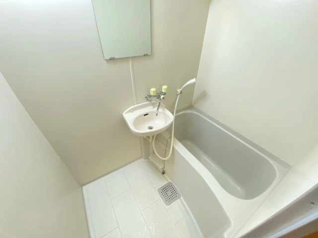 リスティア中筋