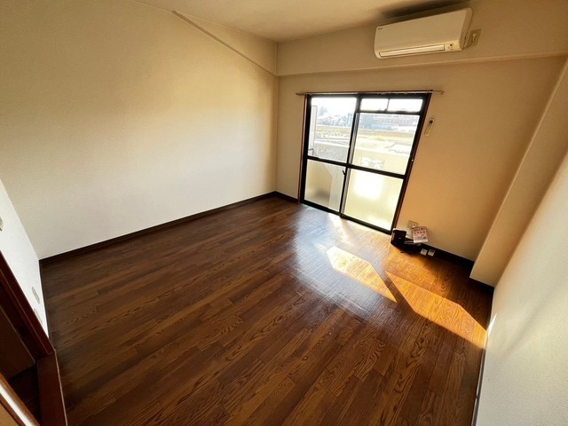 リスティア中筋