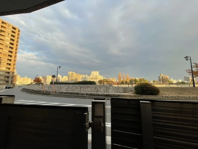 リバーサイド観音