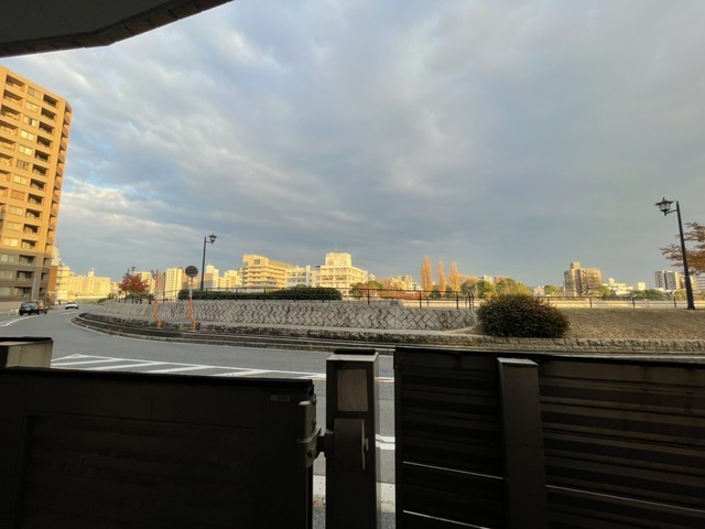 リバーサイド観音