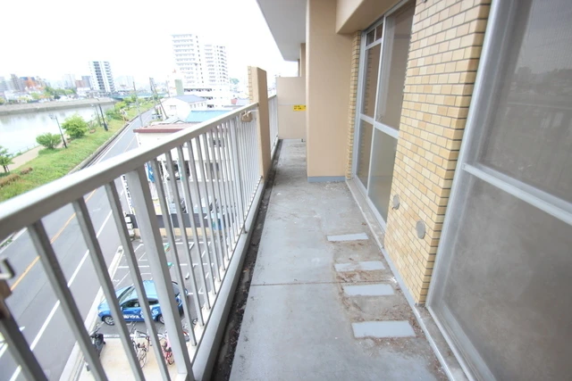 リバーサイド観音