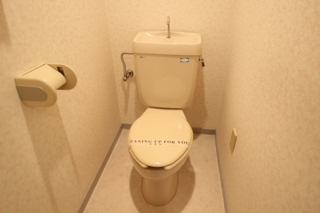 リバーサイド西口