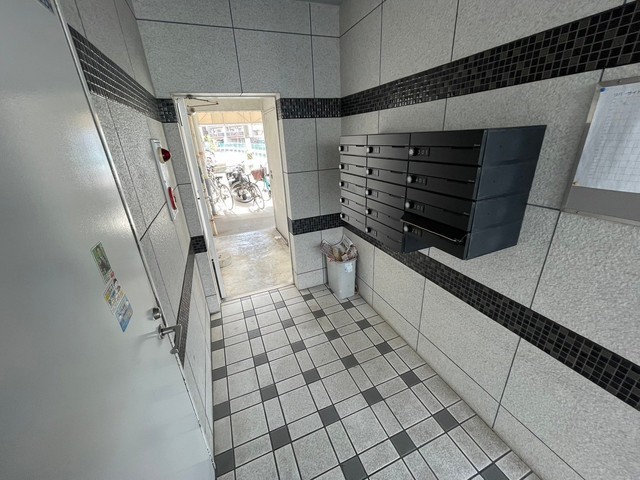 リバーサイド西口