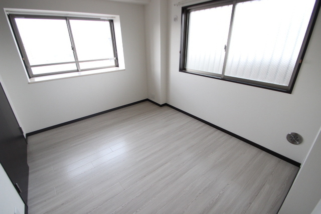 レジデンス大町西館