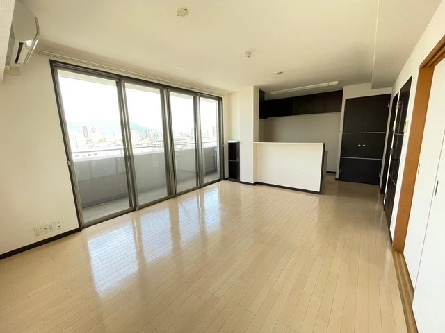 レジデンス大町西館