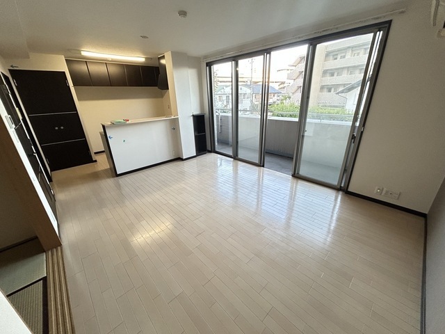 レジデンス大町西館