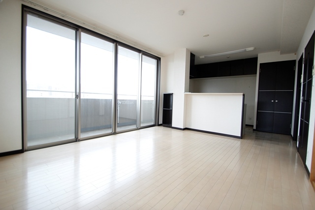 レジデンス大町西館