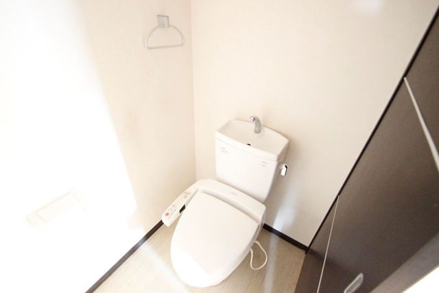 レジデンス大町西館