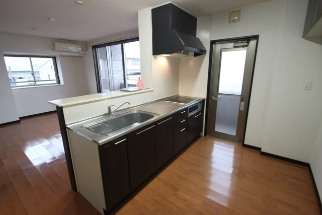 レジデンス大町東館